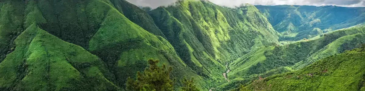 Smit to Laitlum Canyon Trek